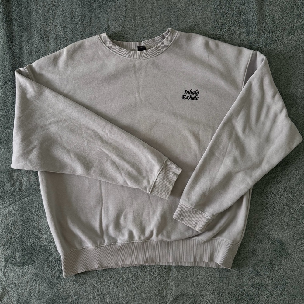 Inhale Exhale H&M Light Gray Crewneck Sweater